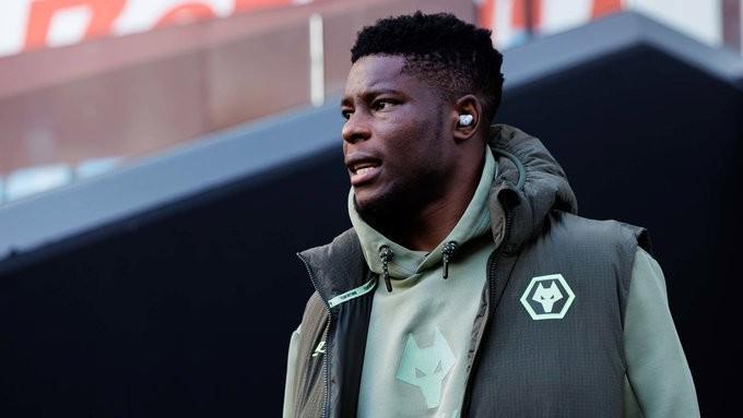 足球比分-官方：狼队中场穆内西租借加盟巴黎FC