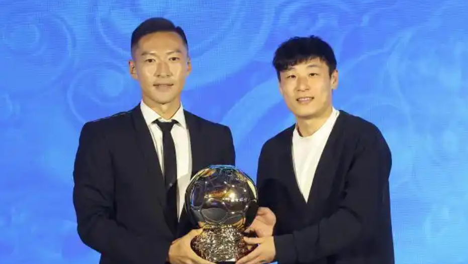 新球体育-韦世豪落选金球奖原因找到！37岁吴曦实至名归？