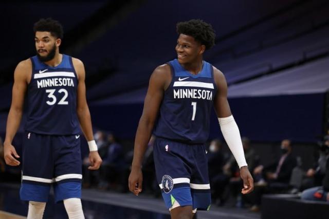 足球比分-过去8战4胜4负！森林狼赛季后期表现看到未来希望